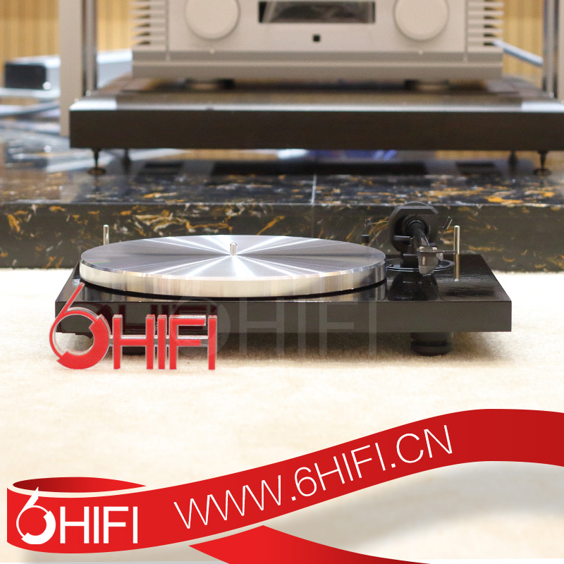寶碟Pro-Ject 1 Xpression Carbon Classic 表達碳纖維 經典系列 黑膠唱機【全新特價】